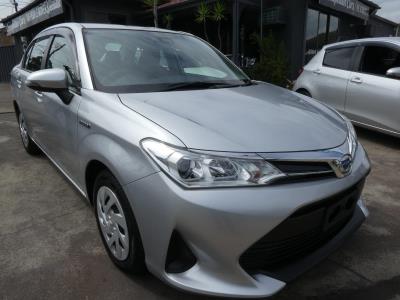 2018 TOYOTA COROLLA AXIO (HYBRID) 4D SEDAN NKE165 for sale in South West