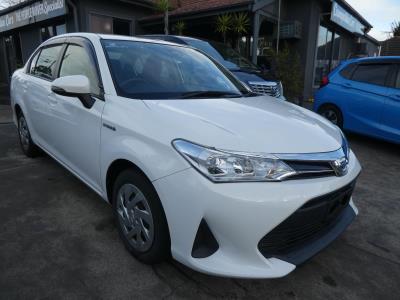 2018 TOYOTA COROLLA AXIO (HYBRID) 4D SEDAN NKE165 for sale in South West