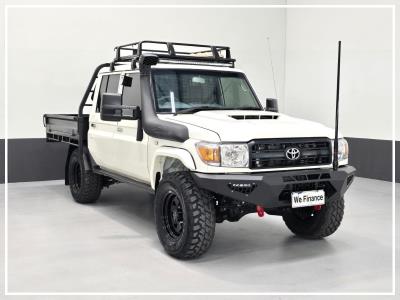 2020 TOYOTA LANDCRUISER WORKMATE (4x4) DOUBLE C/CHAS VDJ79R MY18 for sale in Perth