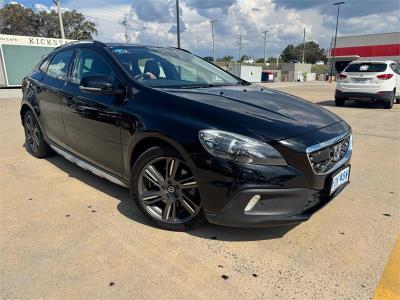 2015 VOLVO V40 D4 CROSS COUNTRY 5D HATCHBACK M MY15 for sale in Australian Capital Territory