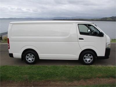 2014 TOYOTA HIACE LWB 4D VAN TRH201R MY14 for sale in Dapto