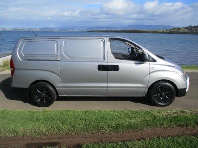 2016 HYUNDAI iLOAD 4D VAN TQ SERIES 2 (TQ3) for sale in Dapto