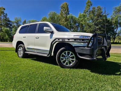 2018 TOYOTA LANDCRUISER LC200 SAHARA (4x4) 4D WAGON VDJ200R for sale in Darling Downs