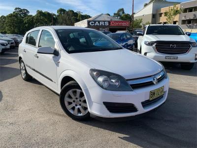 2006 HOLDEN ASTRA CD EQUIPE 5D HATCHBACK AH MY06 for sale in Newcastle and Lake Macquarie