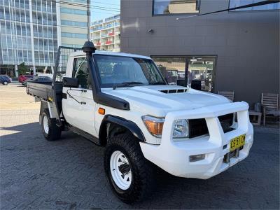 2018 TOYOTA LANDCRUISER WORKMATE (4x4) C/CHAS VDJ79R MY18 for sale in Inner West