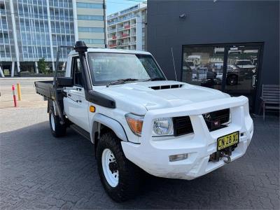 2017 TOYOTA LANDCRUISER WORKMATE (4x4) C/CHAS VDJ79R MY18 for sale in Inner West