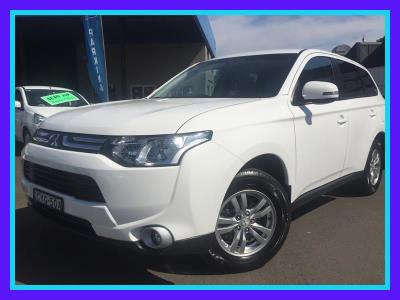 2013 MITSUBISHI OUTLANDER LS (4x2) 4D WAGON ZJ for sale in Blacktown