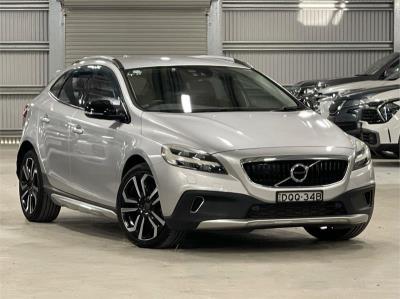 2017 Volvo V40 T5 R-Design Hatchback M Series MY18 for sale in Australian Capital Territory