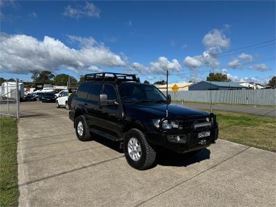 2004 TOYOTA LANDCRUISER SAHARA (4x4) 4D WAGON HDJ100R for sale in Hunter / Newcastle