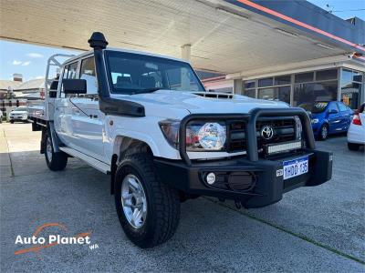 2018 TOYOTA LANDCRUISER WORKMATE (4x4) DOUBLE C/CHAS VDJ79R MY18 for sale in South East