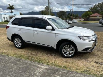 2021 MITSUBISHI OUTLANDER ES 5 SEAT (AWD) 4D WAGON ZL MY21 for sale in Illawarra