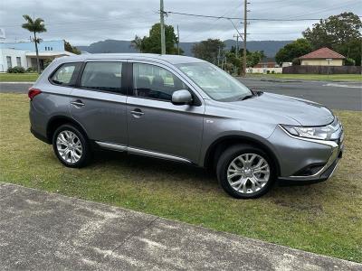 2021 MITSUBISHI OUTLANDER ES 7 SEAT (2WD) 4D WAGON ZL MY21 for sale in Illawarra