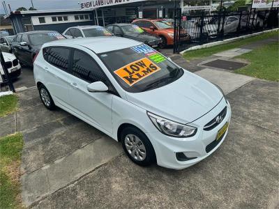 2015 HYUNDAI ACCENT SR 5D HATCHBACK RB3 for sale in Newcastle and Lake Macquarie