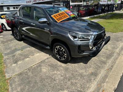 2021 TOYOTA HILUX DOUBLE CAB P/UP