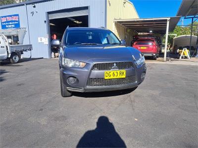 2010 MITSUBISHI OUTLANDER LS 4D WAGON ZH MY10 for sale in Nambucca Heads