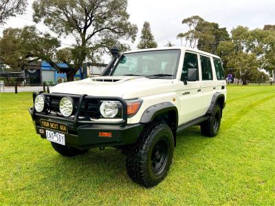 2017 TOYOTA LANDCRUISER WORKMATE (4x4) 4D WAGON LC70 VDJ76R MY17 for sale in Outer East