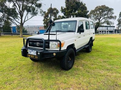 2010 TOYOTA LANDCRUISER WORKMATE (4x4) 11 SEAT TROOPCARRIER VDJ78R 09 UPGRADE for sale in Outer East