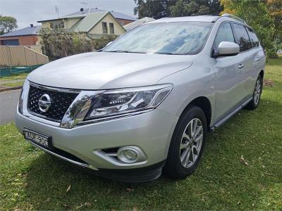 2015 NISSAN PATHFINDER ST (4x2) 4D WAGON R52 for sale in Newcastle and Lake Macquarie