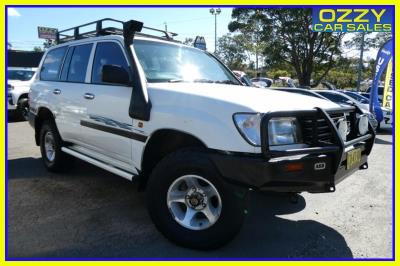 2000 TOYOTA LANDCRUISER (4x4) 4D WAGON HZJ105R for sale in Sydney - Outer West and Blue Mtns.