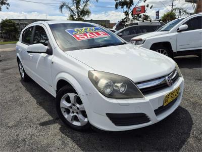 2006 HOLDEN ASTRA CDX 5D HATCHBACK AH MY06 for sale in Sydney - Outer South West