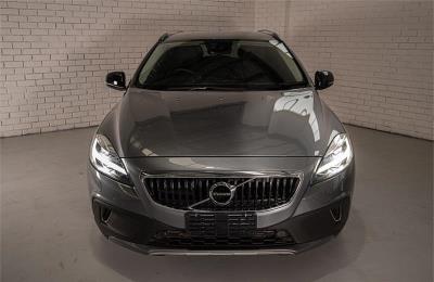 2018 VOLVO V40 T5 CROSS COUNTRY PRO (AWD) 4D WAGON M MY18 for sale in Inner South