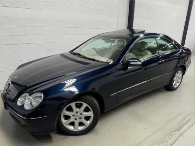 2005 Mercedes-Benz CLK-Class CLK240 Elegance Coupe C209 MY05 for sale in Caringbah