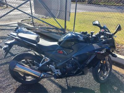 2014 HONDA CBR300R for sale in Riverina