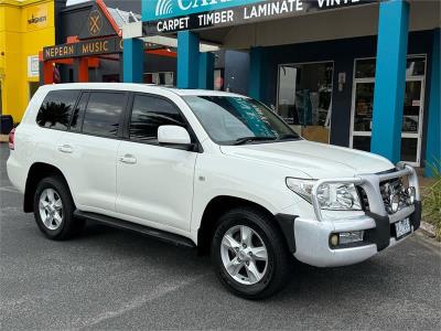 2010 TOYOTA LANDCRUISER SAHARA (4x4) 4D WAGON UZJ200R 09 UPGRADE for sale in Mornington Peninsula