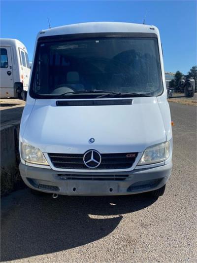 2004 MERCEDES-BENZ SPRINTER 616CDI LWB C/CHAS for sale in Australian Capital Territory