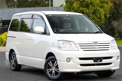 2003 Toyota Noah Van Wagon AZR60 for sale in Braeside