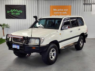 1999 TOYOTA LANDCRUISER GXL (4x4) 4D WAGON FZJ105R for sale in Rockingham