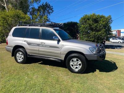 2003 TOYOTA LANDCRUISER SAHARA (4x4) 4D WAGON UZJ100R for sale in Moreton Bay - South