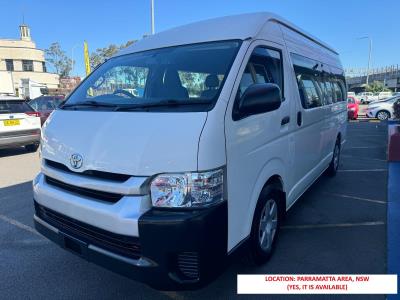 2016 Toyota Hiace Commuter Bus TRH223R for sale in Granville