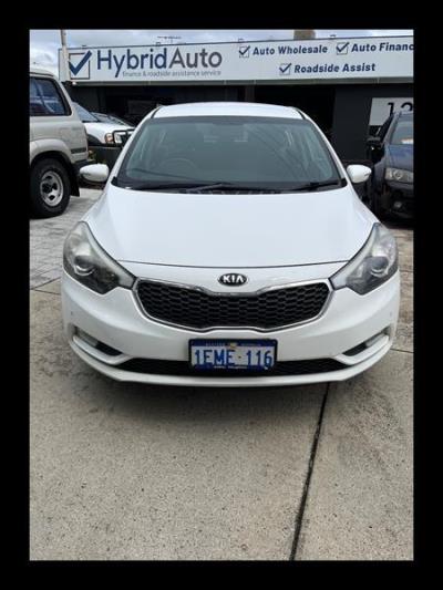 2014 KIA CERATO Hatchback for sale in Morley