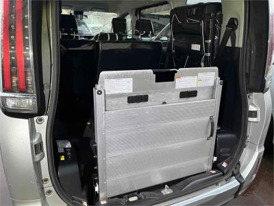 2017 TOYOTA NOAH MINIVAN PEOPLE MOVER WELCAB WHEELCHAIR RAMP MINIVAN for sale in Brisbane West