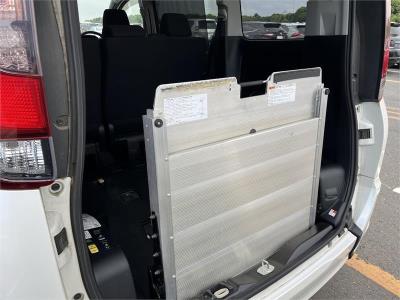 2015 TOYOTA NOAH MINIVAN PEOPLE MOVER WELCAB WHEELCHAIR RAMP 4WD MINIVAN for sale in Brisbane West