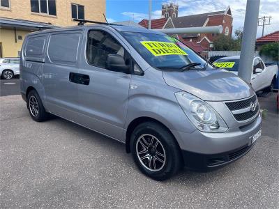 2012 HYUNDAI iLOAD 4D VAN TQ MY11 for sale in Hamilton