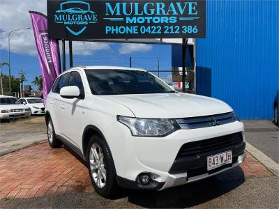 2015 MITSUBISHI OUTLANDER ES (4x4) 4D WAGON ZJ MY14.5 for sale in Cairns