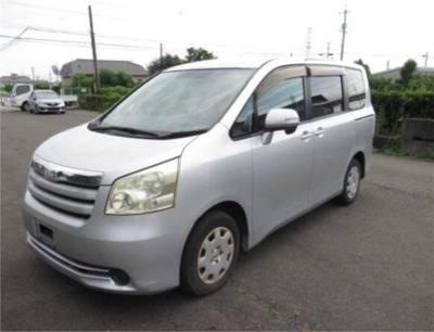 2007 TOYOTA Noah PEOPLE MOVER for sale in Allenstown