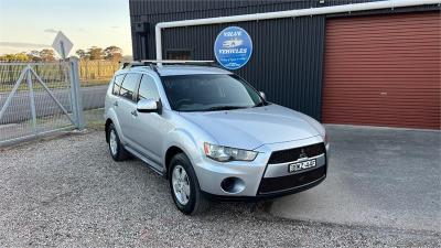 2010 MITSUBISHI OUTLANDER LS 4D WAGON ZH MY11 for sale in Newcastle and Lake Macquarie