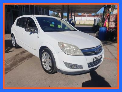 2008 HOLDEN ASTRA CDX 5D HATCHBACK AH MY08 for sale in Inner South West