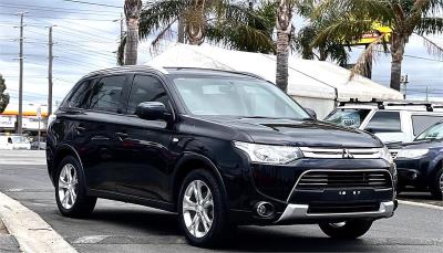 2014 MITSUBISHI OUTLANDER ES (4x2) 4D WAGON ZJ MY14.5 for sale in Cheltenham