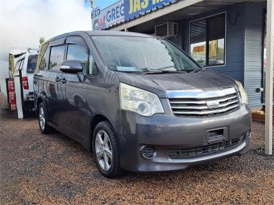 2011 TOYOTA NOAH for sale in Minchinbury