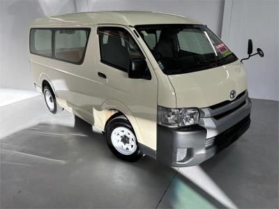 2015 TOYOTA HIACE 4WD VAN for sale in Breakwater