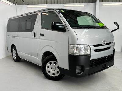 2017 TOYOTA HIACE VAN for sale in Breakwater