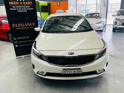 2016 KIA CERATO S 5D HATCHBACK YD MY16 for sale in Minchinbury